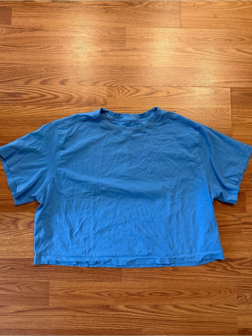 Lululemon Blue Cropped T-Shirt XL